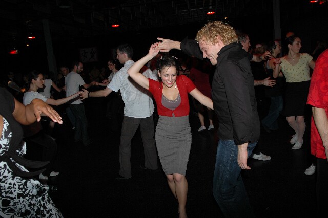 min 2007 11 10 fous swing 433